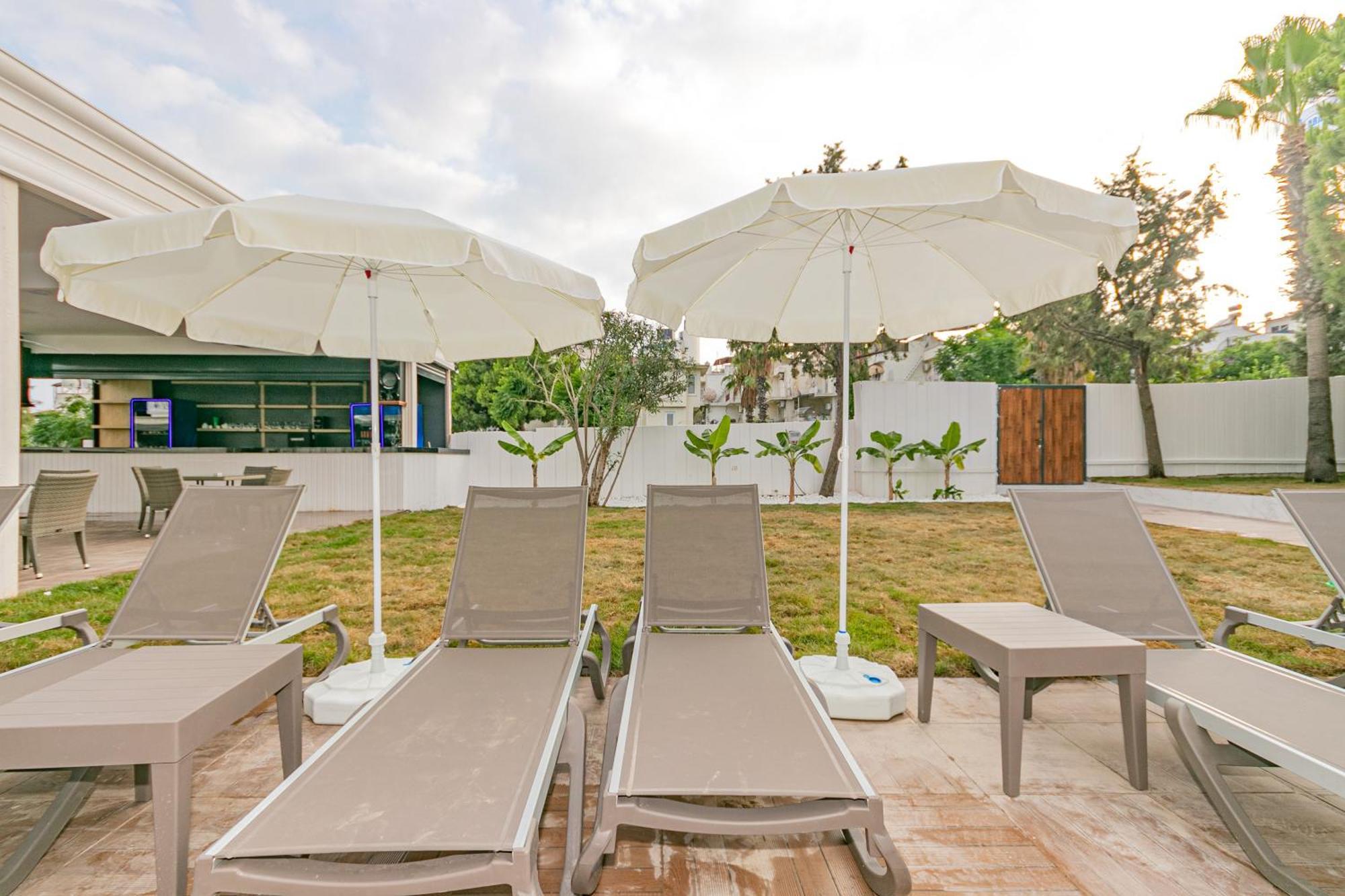 Lara World Hotel Antalya Exterior photo