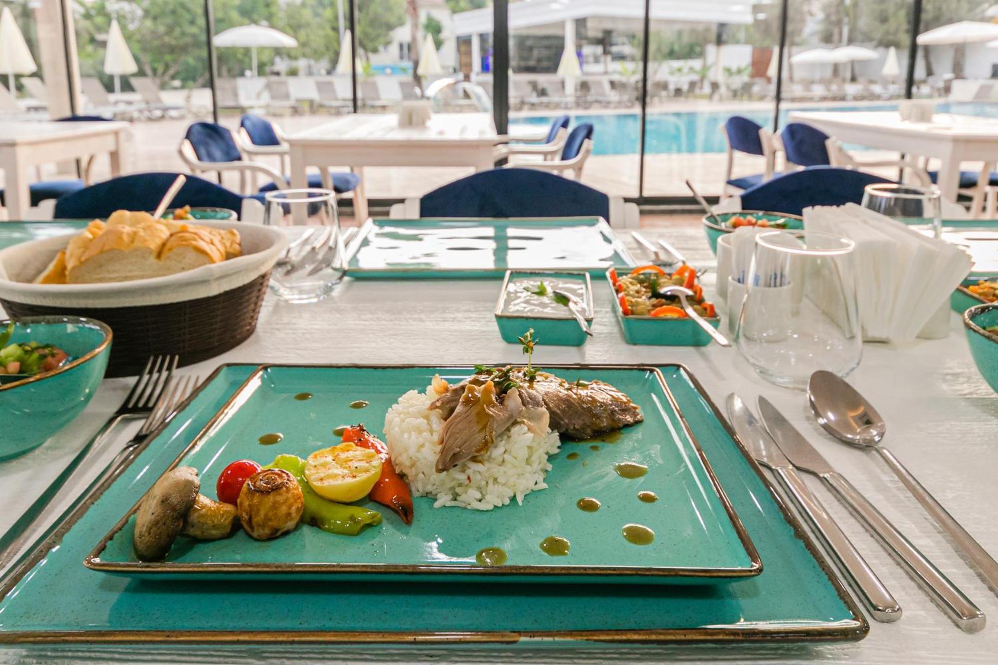 Lara World Hotel Antalya Exterior photo
