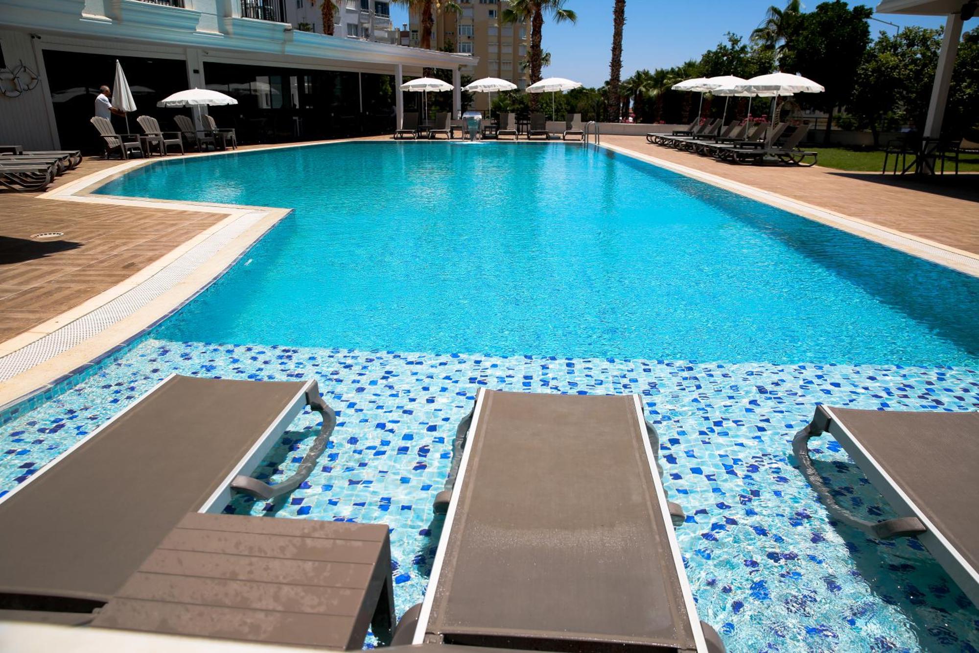 Lara World Hotel Antalya Exterior photo